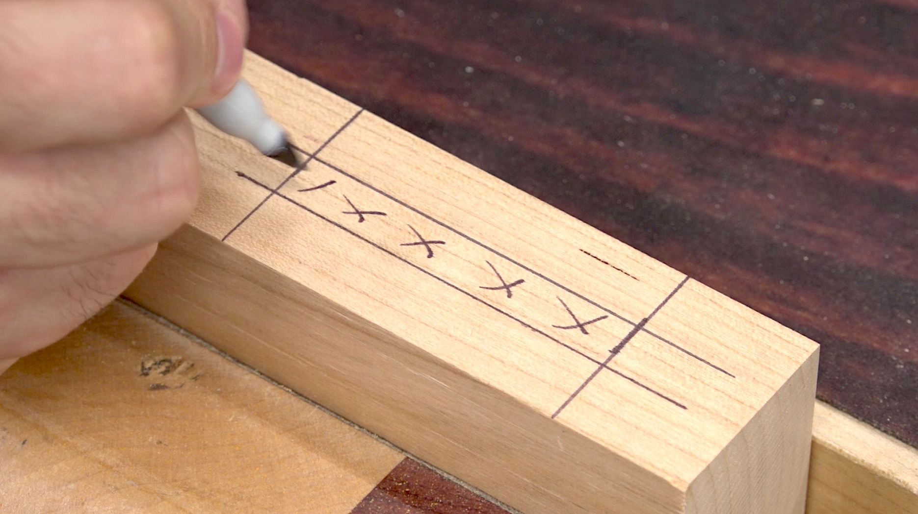 How to Cut Mortises with a Plunge Router, Jig