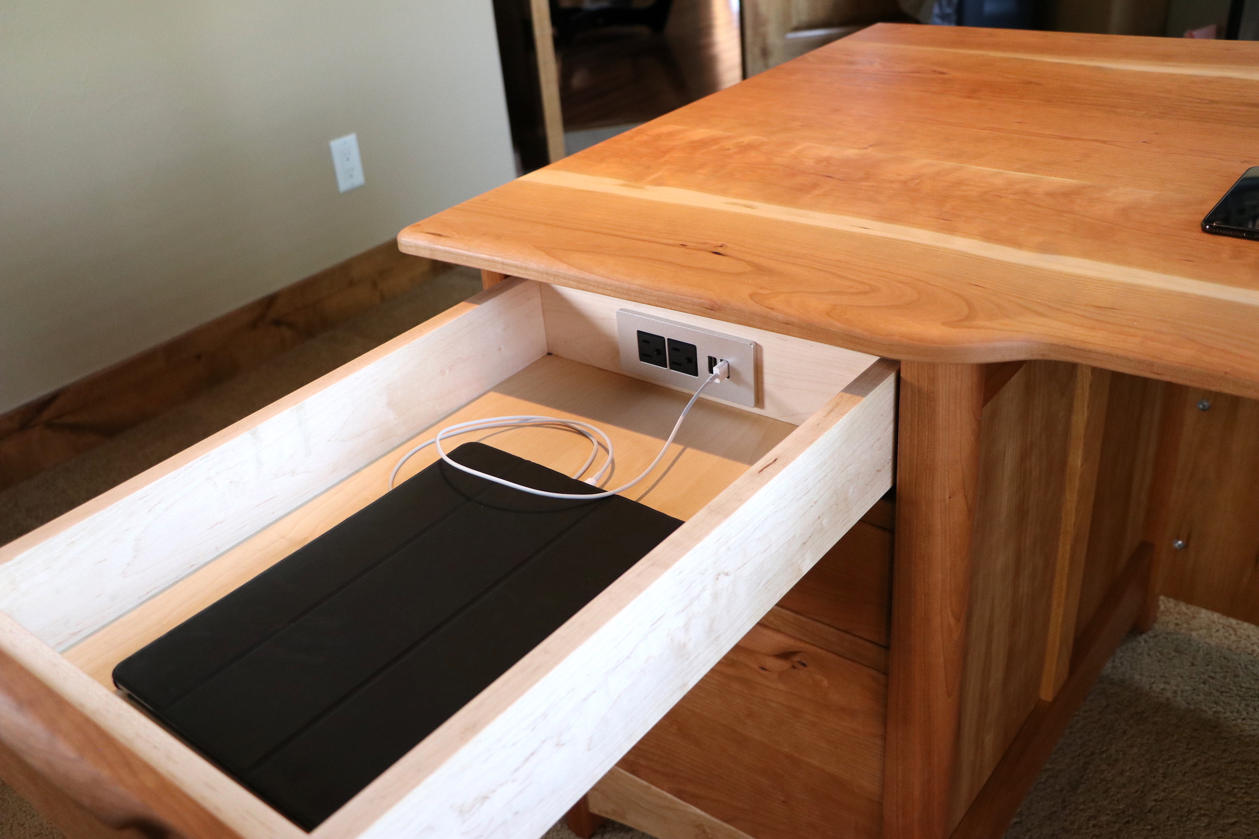 Executive Desk With Wireless Charging And Hidden Drawer The Wood